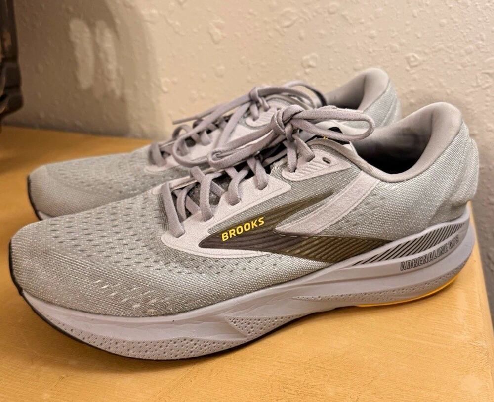 Brooks Adrenaline GTS 24 Alloy Gold Fusion Gray Mesh Sneaker Men's 12 Med D